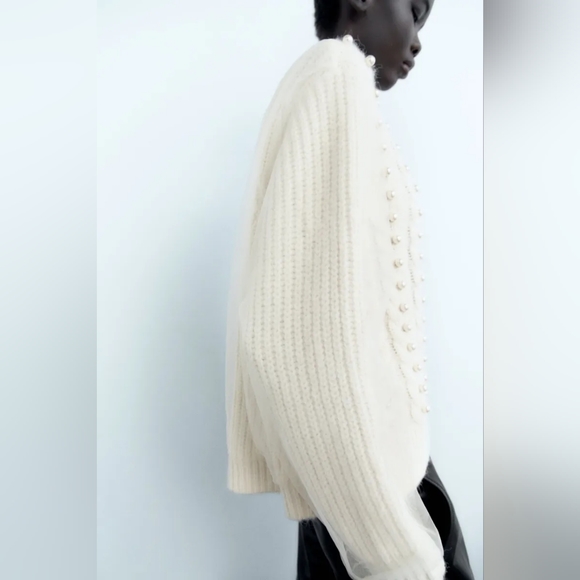 NWT ZARA Oversized Wool Blend Mixed Tulle & Pearl Knit Ecru White Sweater L - XL - Picture 2 of 7